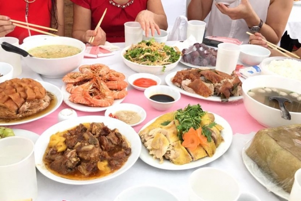 Điều tuyệt vời của dịch vụ tiệc cưới tại nhà