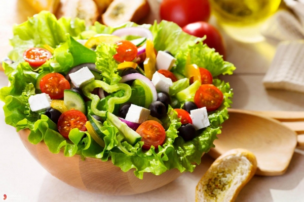 Cách làm Salad Đà Lạt với sốt chanh leo gây nghiện